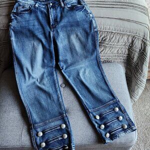 Hydraulic "Nolita" Curvy‎ Straight Ankle Jeans 4 Cute Button Detail